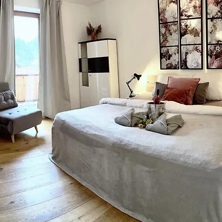 Ferienhaus Bachperle - Alpenidyll Mit Kamin, Balkon Oder Terrasse Fuer Geniesser *