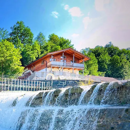 Ferienhaus Bachperle - Alpenidyll Mit Kamin, Balkon Oder Terrasse Fuer Geniesser