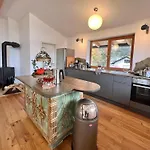 Bachperle - Alpenidyll Mit Kamin, Balkon Oder Terrasse Fuer Geniesser Apartment *